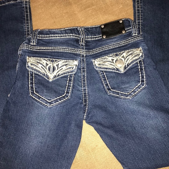 👖 Wired Heart - Picture 2 of 6